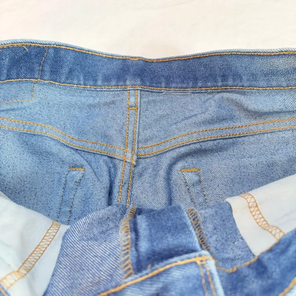 Levis Mens 517 vintage blue bootcut. Natural fading, wear. Size 36 x 32. No tags